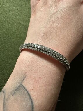 Vintage Silver Crystal clasp bangle bracelet- Sparkling Silver Women's Jewelry